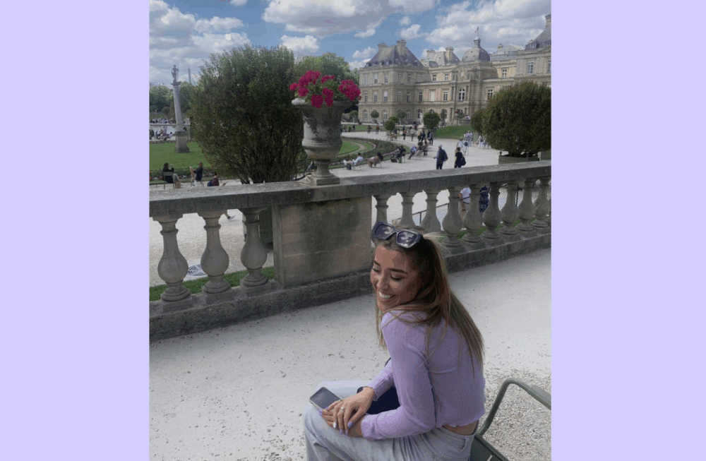 Aimee in Paris